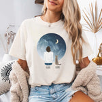kittenfy-signature-tee-cozy-female-model-2